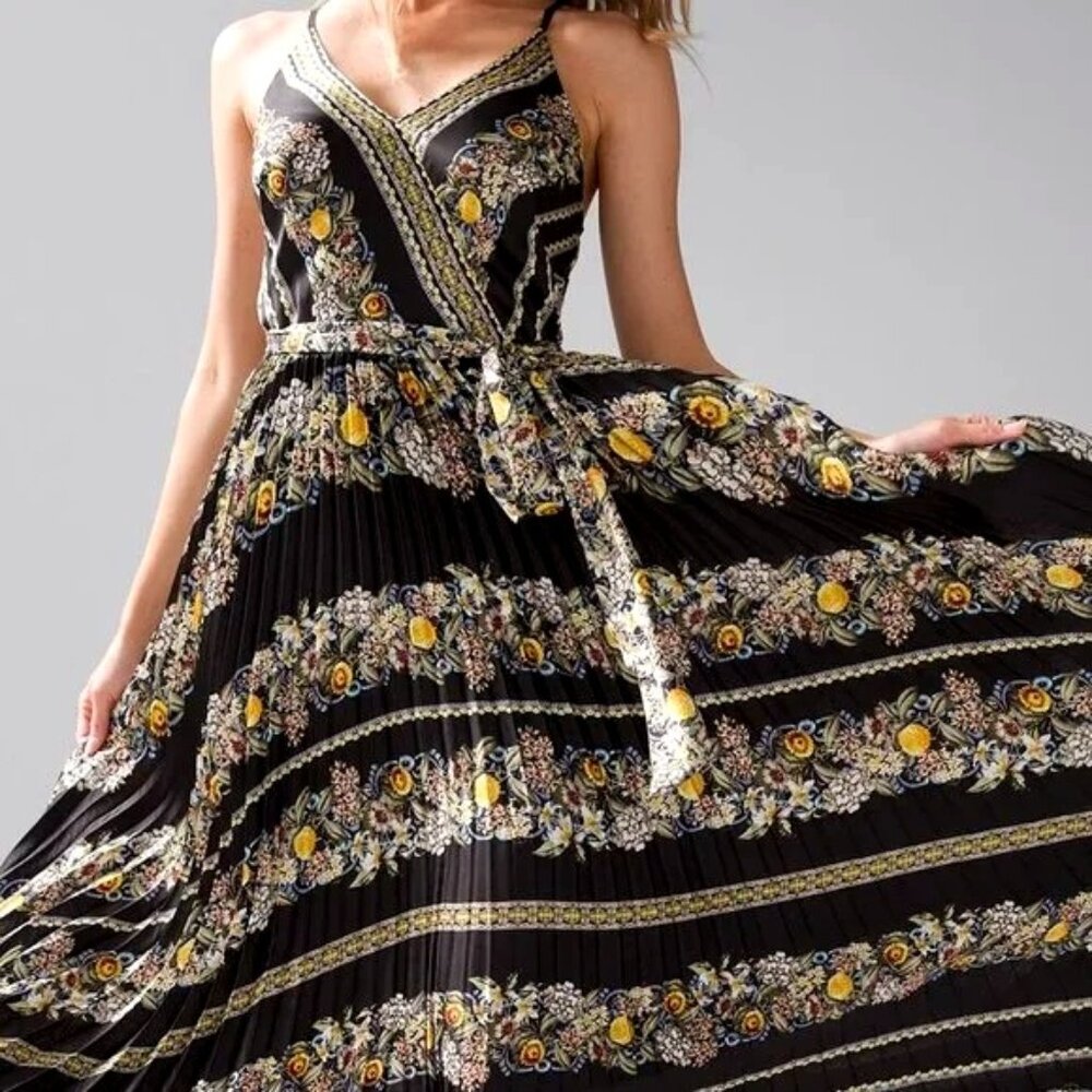 NWOT Beautifull WHBM dress size 2
